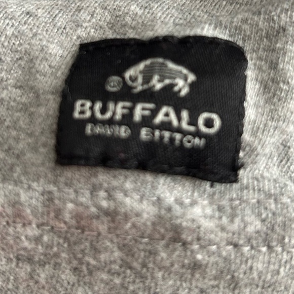 Buffalo David Bitton Light Gray Henley Tee- large- lightly used - Picture 5 of 9